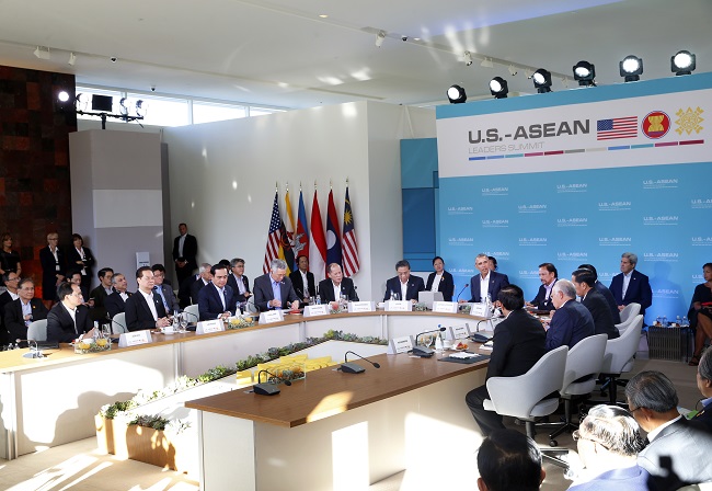 Petrovietnam leader meets US Oil Companies on the occasion of US – ASEAN Special Summit