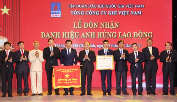 PV GAS receives Labor Hero title